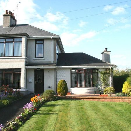 Ken-Mar House Bed And Breakfast Ballymoney Eksteriør billede